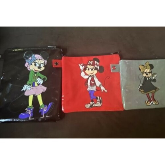 Disney Handbags - DISNEY Shanghai Makeup Bag Set Minnie Mouse 3 Piece Travel Case Bags Rare New